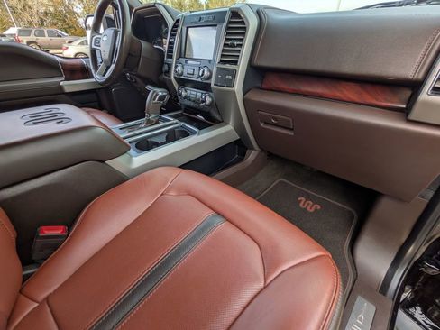 Used 2019 Ford F150 King Ranch image 34