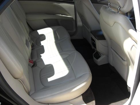 Used 2018 Lincoln MKZ Premiere w/ Magnetic Appearance Package FWD image 16