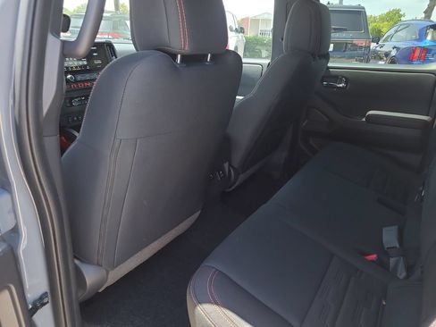 Certified 2025 Nissan Frontier Pro-X w/ Pro Convenience Package RWD image 10