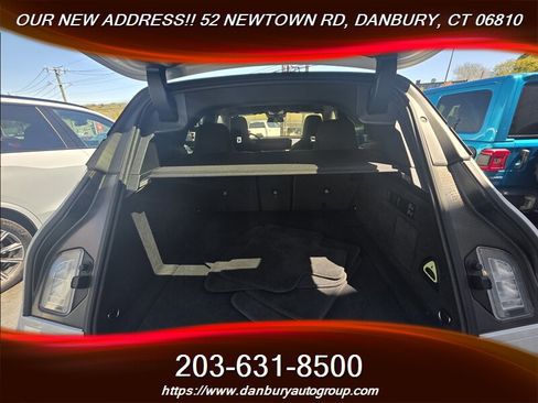 Used 2023 BMW iX xDrive50 w/ Sport Package AWD/4WD image 4