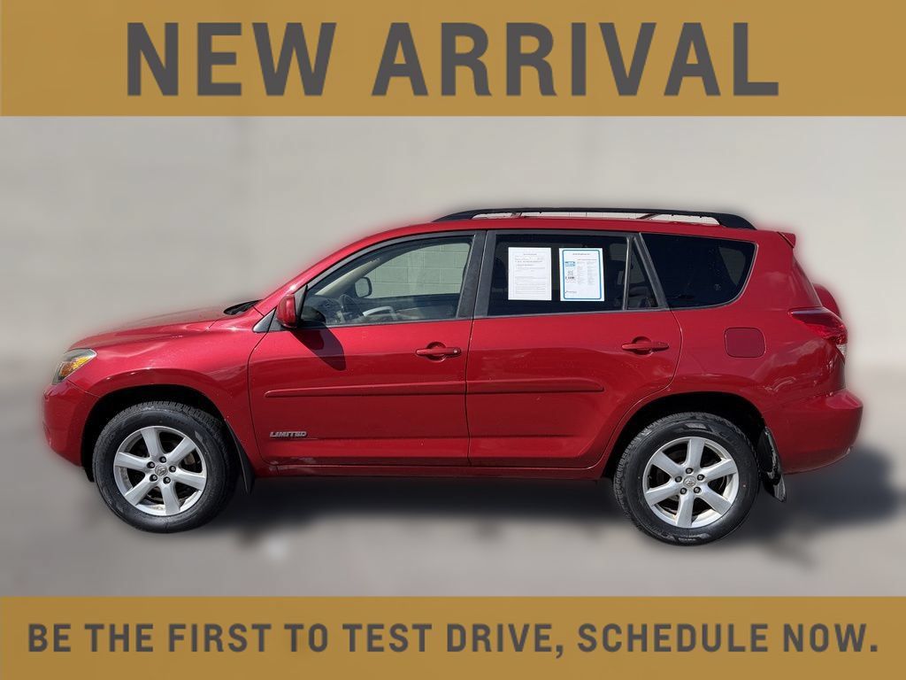 Used 2007 Toyota RAV4 Limited w/ Tow Prep Pkg AWD/4WD image 2