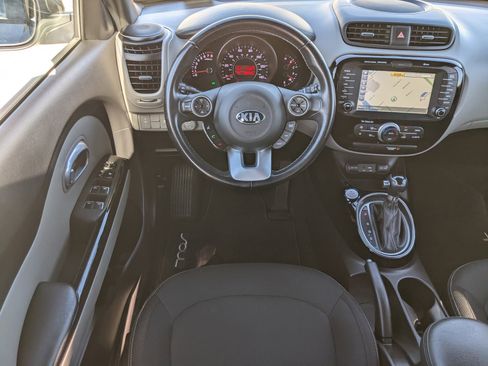 Certified 2017 Kia Soul + w/ Audio Package image 13