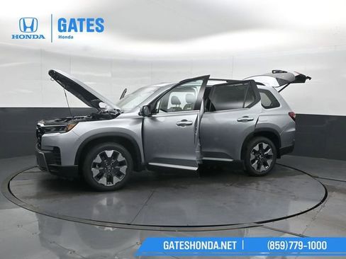 New 2026 Honda Pilot Touring image 58