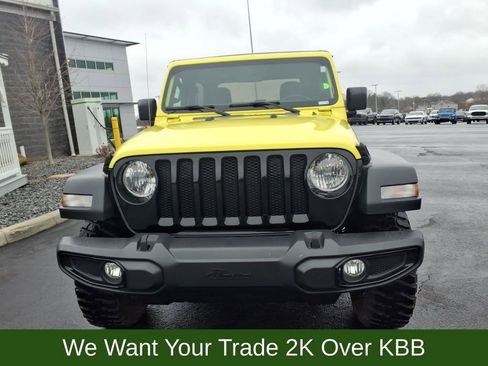 Used 2022 Jeep Wrangler Willys image 9