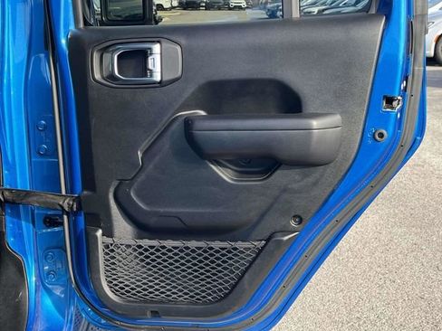 Used 2020 Jeep Gladiator Sport w/ Quick Order Package 24S image 22