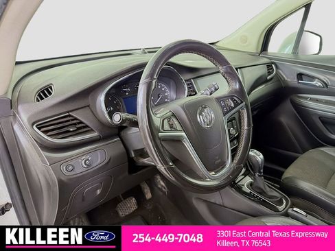 Used 2019 Buick Encore Preferred image 8