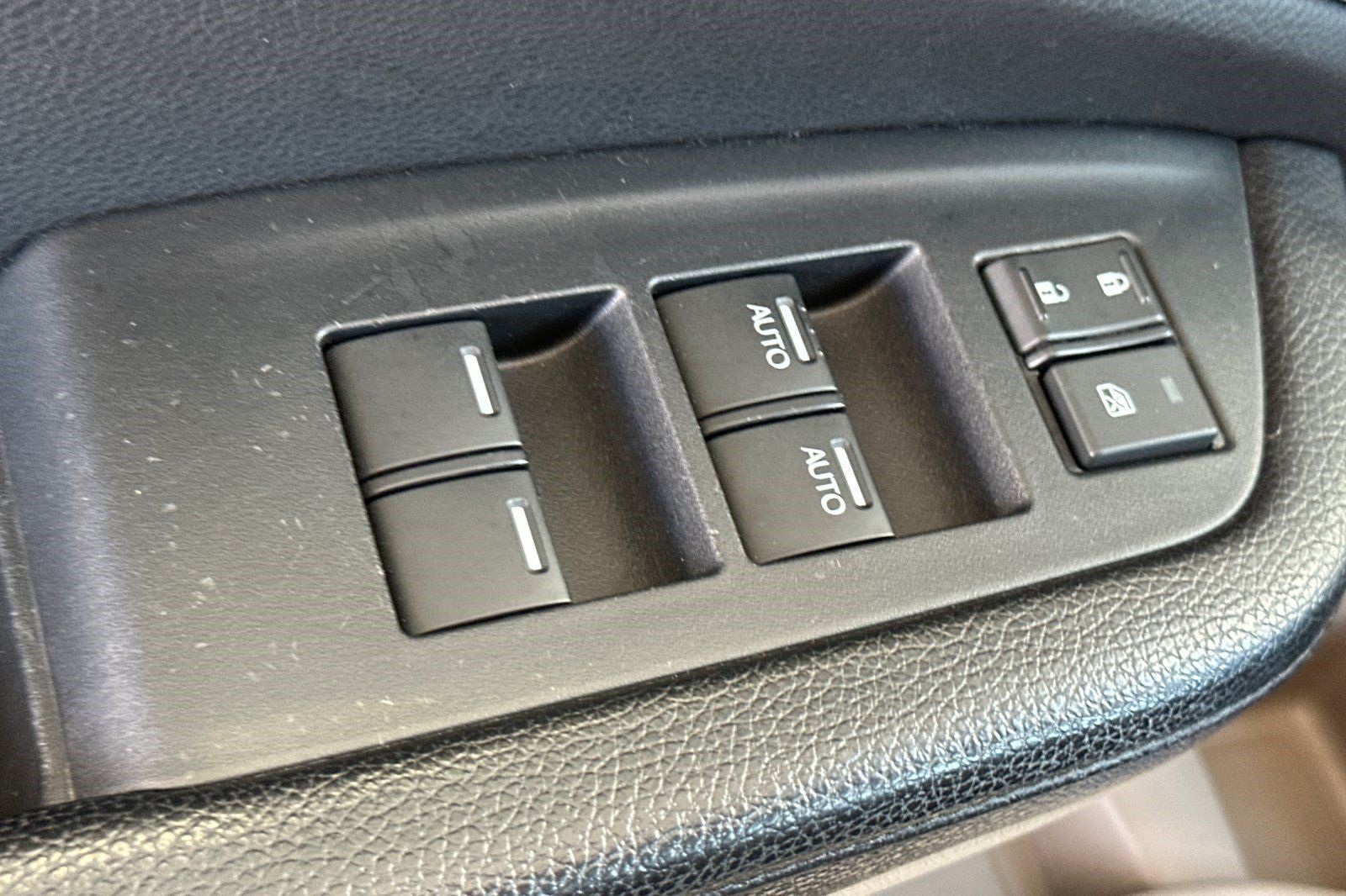 Used 2016 Honda Pilot EX-L image 13