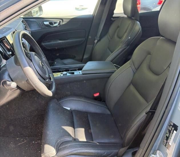 Used 2024 Volvo XC60 B5 Ultimate w/ Protection Package Premier AWD/4WD image 5