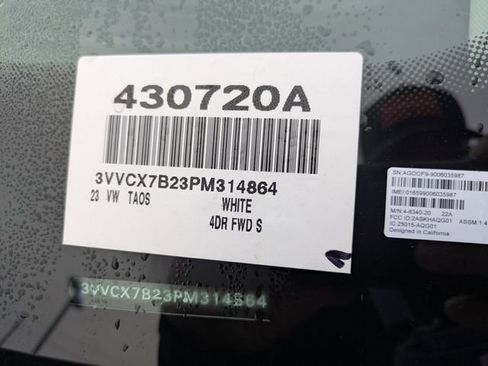 Used 2023 Volkswagen Taos S image 33