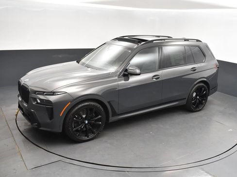 Used 2026 BMW X7 xDrive40i w/ Executive Package AWD/4WD image 34