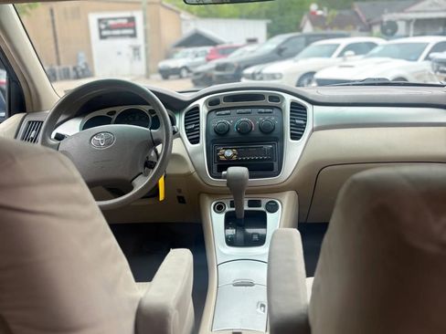 Used 2004 Toyota Highlander 2WD image 27