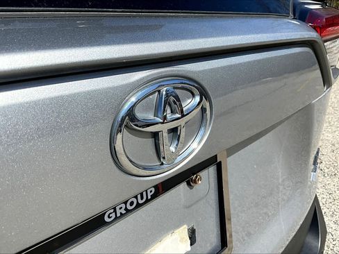 Used 2020 Toyota RAV4 LE w/ All Weather Liner Package AWD/4WD image 33