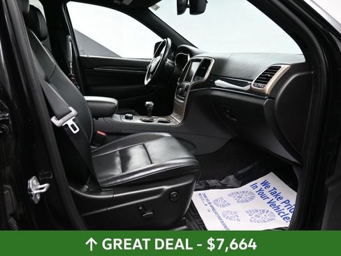 Used 2015 Jeep Grand Cherokee Overland AWD/4WD image 19