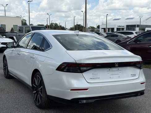 Used 2025 Honda Accord Touring image 7