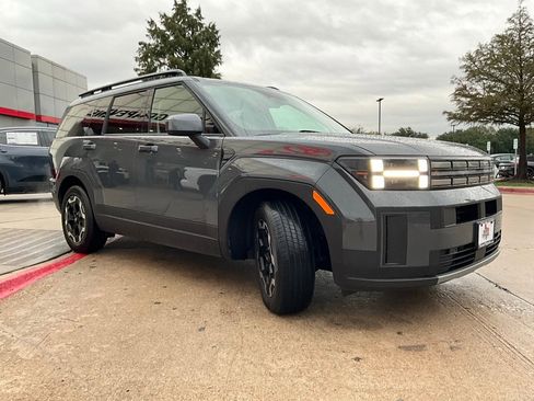 Used 2025 Hyundai Santa Fe SEL image 5