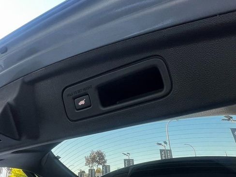 New 2026 Acura MDX SH-AWD image 9