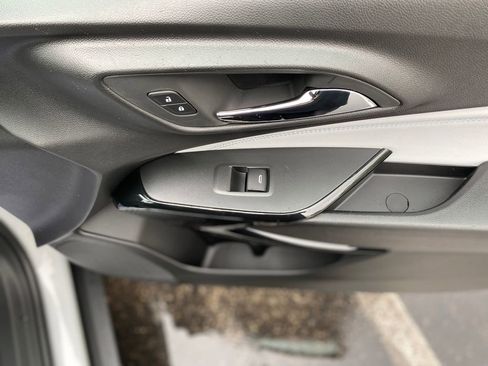 New 2026 Chevrolet Trax LT w/ LT Convenience Package FWD image 10