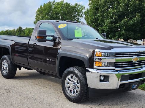 Used 2018 Chevrolet Silverado 3500 LT w/ LT Convenience Package image 2