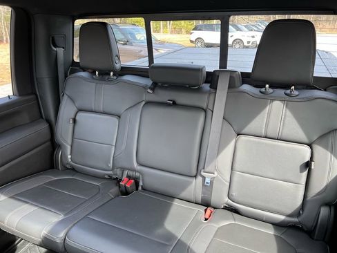 Used 2022 Chevrolet Silverado 2500 High Country w/ Z71 Off-Road Package AWD/4WD image 21