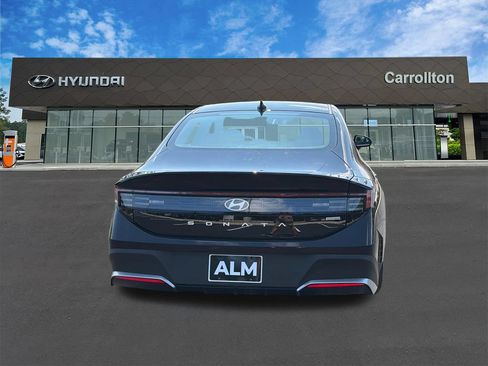 New 2026 Hyundai Sonata Blue FWD image 7