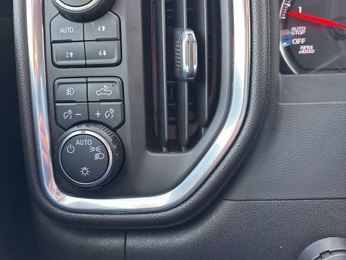 Used 2022 Chevrolet Silverado 1500 RST AWD/4WD image 15