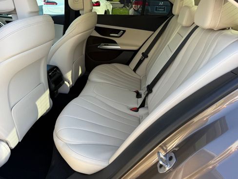 Used 2026 Mercedes-Benz E 350 Sedan image 41