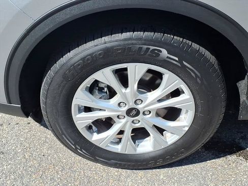 Used 2024 Ford Escape Active AWD/4WD image 9