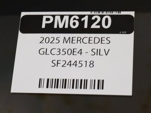 Used 2025 Mercedes-Benz GLC 350e 4MATIC w/ Driver Assistance Package image 35