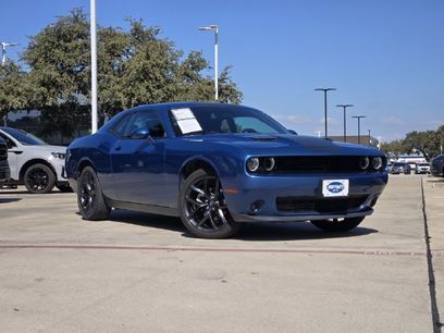 Used 2023 Dodge Challenger SXT w/ Blacktop Package