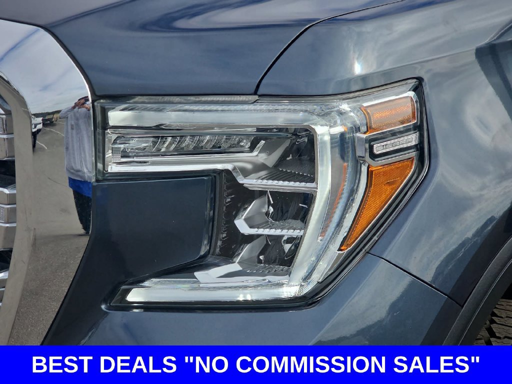 Used 2021 GMC Sierra 1500 SLT AWD/4WD image 32