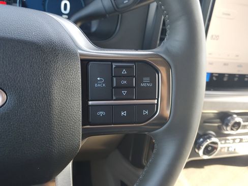 New 2026 Ford F450 Platinum w/ Platinum Plus Package image 19