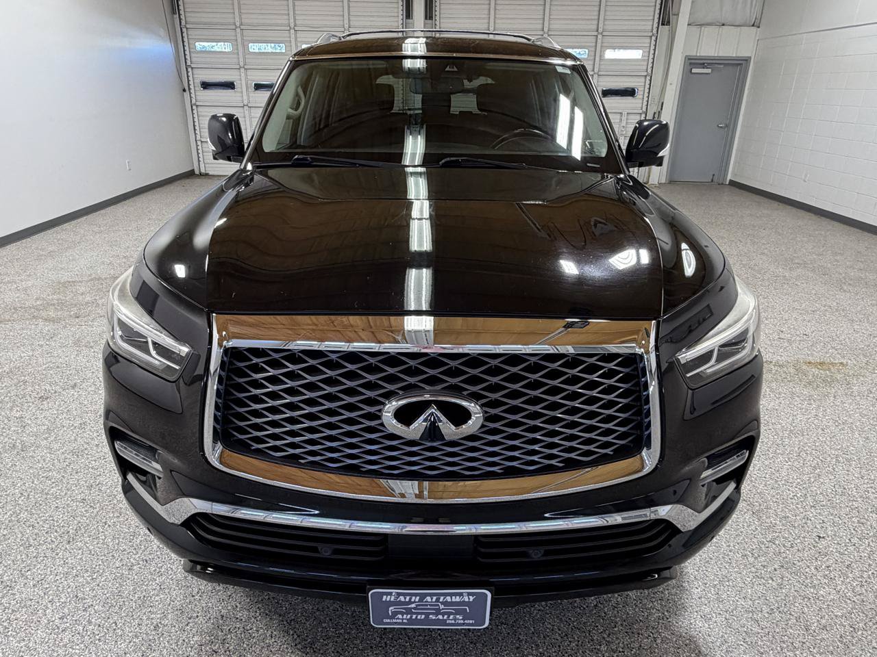 Used 2019 INFINITI QX80 Luxe w/ 22" Wheel Package RWD image 3