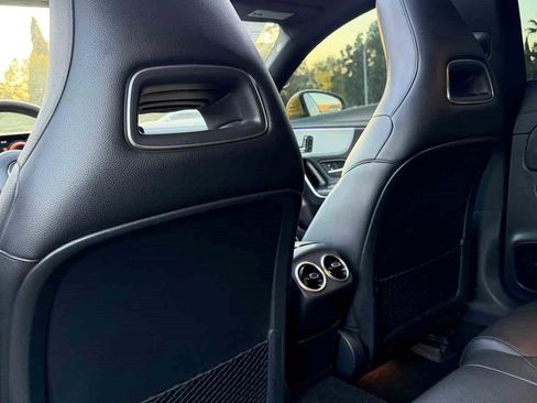 Used 2020 Mercedes-Benz CLA 250 image 21