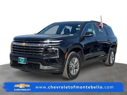 Certified 2025 Chevrolet Traverse LT