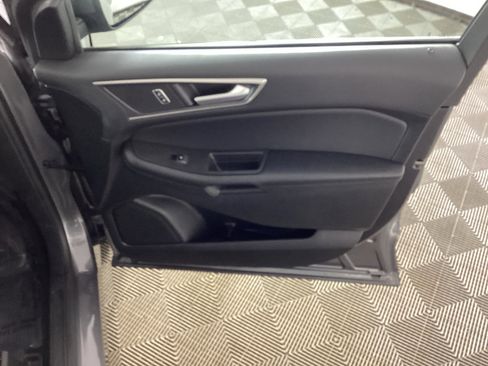 Used 2023 Ford Edge SEL w/ Convenience Package image 11
