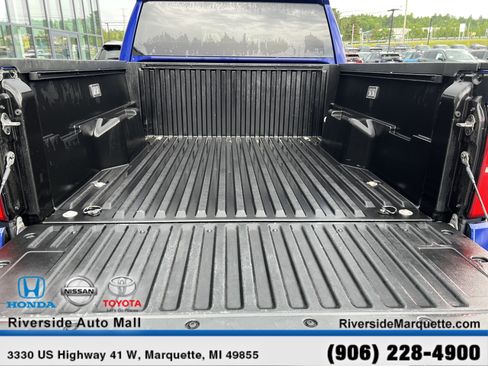 Used 2024 Toyota Tacoma TRD Off-Road AWD/4WD image 8