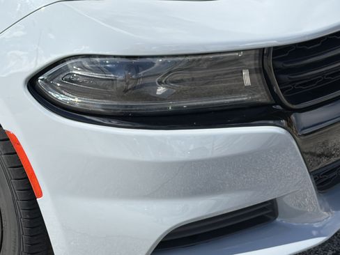 Used 2022 Dodge Charger SXT w/ Blacktop Package RWD image 9