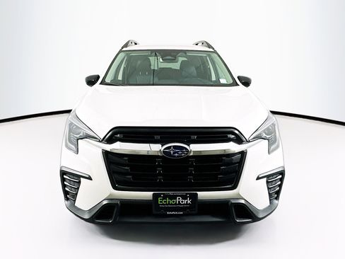 Used 2024 Subaru Ascent Limited image 2