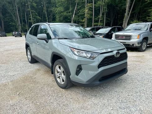 Used 2020 Toyota RAV4 XLE w/ Convenience Package AWD/4WD image 11