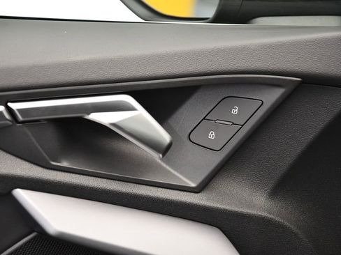 Certified 2025 Audi A3 2.0T Premium image 32