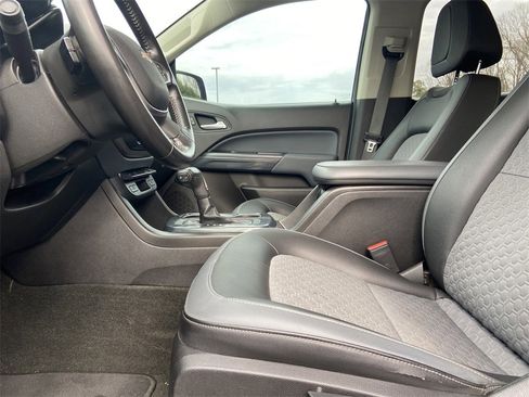 Used 2018 Chevrolet Colorado Z71 image 13