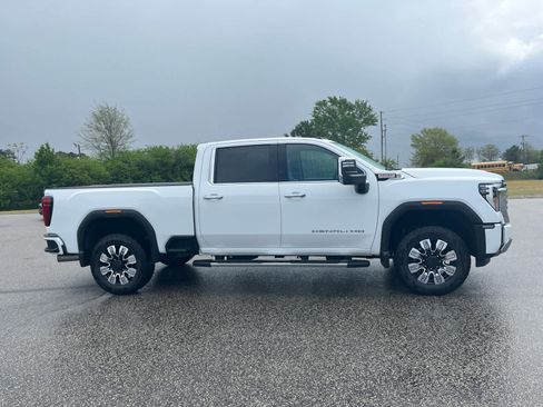 Used 2024 GMC Sierra 3500 Denali w/ Denali Reserve Package image 7