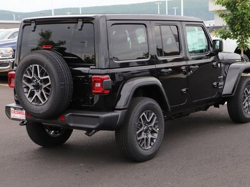 New 2024 Jeep Wrangler Sahara w/ Technology Group image 6