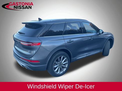 Used 2022 Lincoln Corsair AWD w/ Premium Package image 15