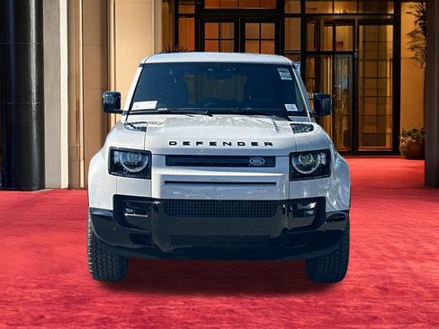 New 2026 Land Rover Defender 130 X-Dynamic SE AWD/4WD image 6