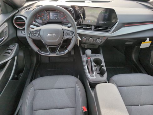 New 2026 Chevrolet Trax RS w/ Sunroof Package FWD image 29