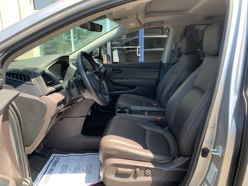 Used 2023 Honda Odyssey EX-L image 11