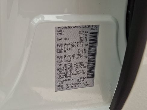 Certified 2025 Nissan Frontier SV AWD/4WD image 27