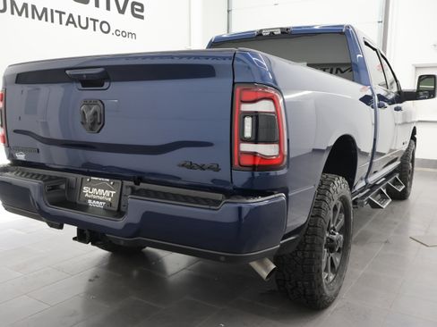 Used 2024 RAM 2500 Big Horn w/ Night Edition AWD/4WD image 4