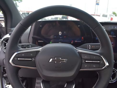 New 2026 Chevrolet Blazer EV LT AWD/4WD image 29